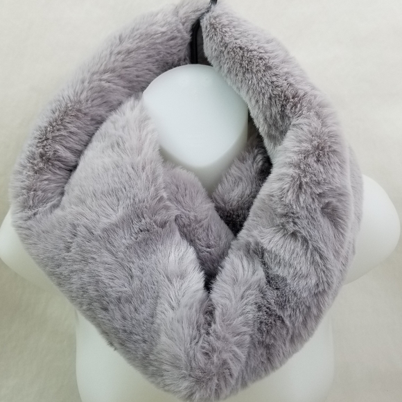 Accessories - NEW Faux Fur Infinity Collar, Neckwarmer